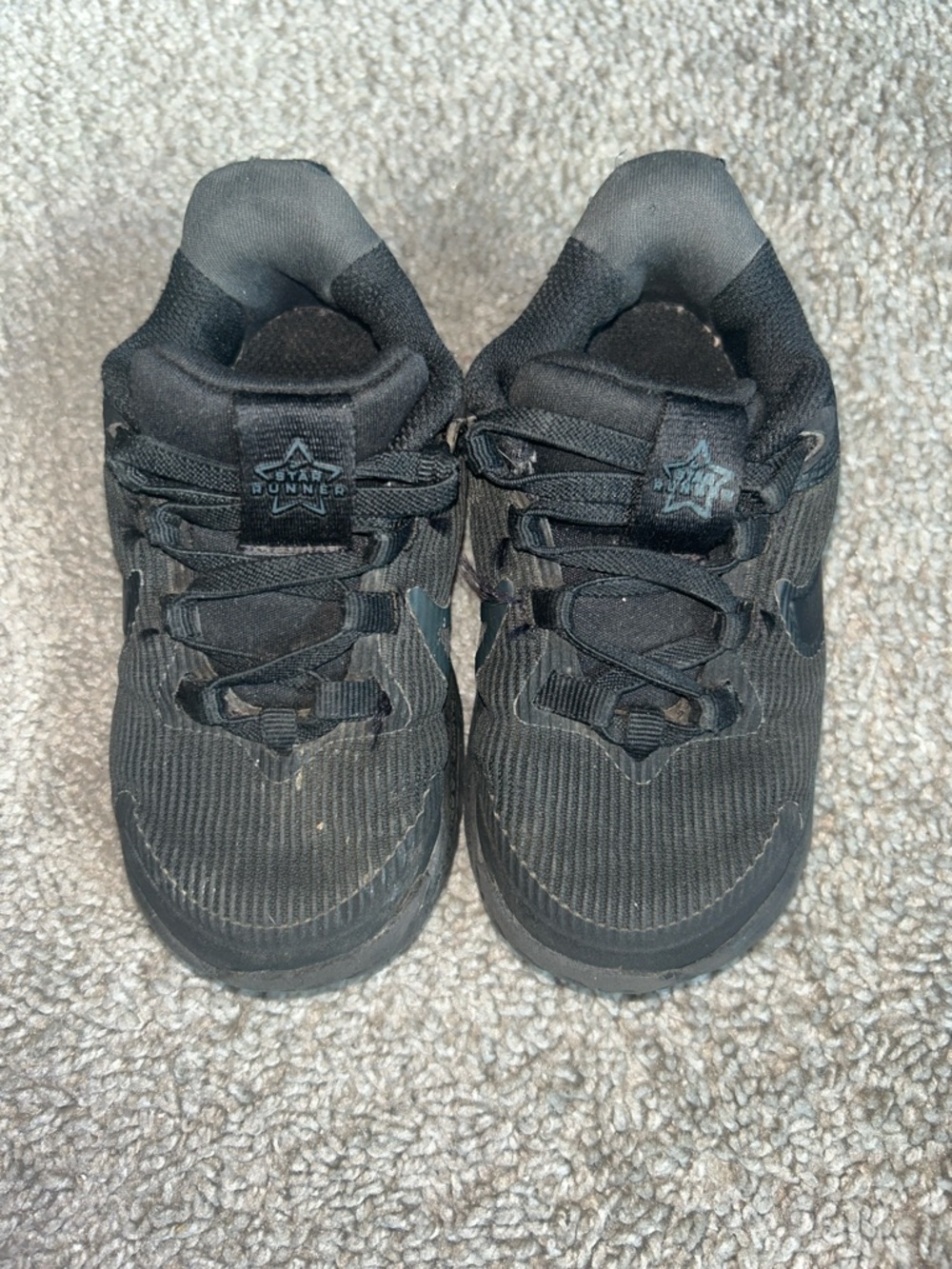 Nike Kids Black Athletic Sneakers Size 7 toddlers